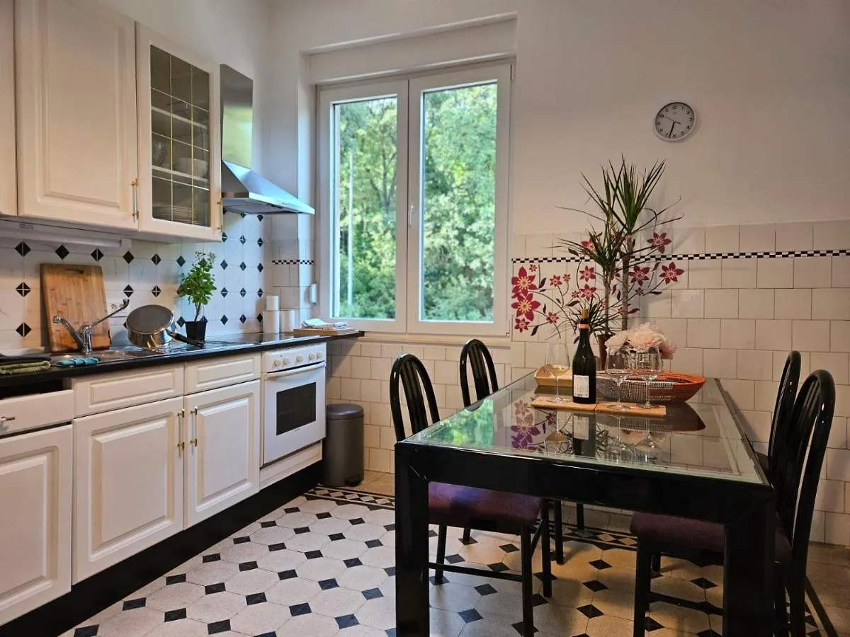 Apartment Apartman Uz More Rijeka Croatia